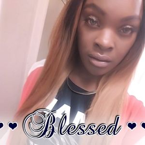 Meet your Posher, Ronnika